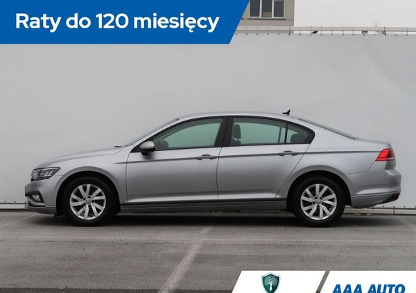 Volkswagen Passat cena 75000 przebieg: 143101, rok produkcji 2020 z Sośnicowice małe 326